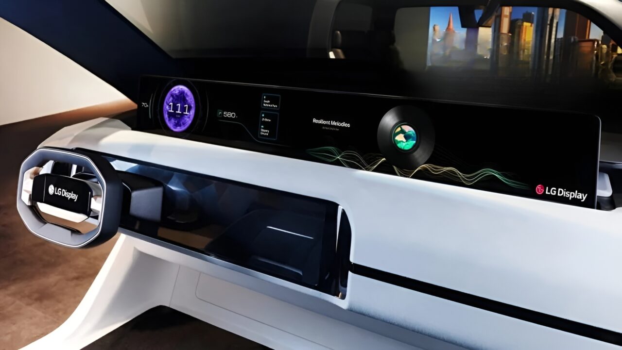 LG, dünyanın ilk 40 inçlik araç içi ekranını tanıttı! 2 lg dunyanin ilk 40 inclik arac ici ekran tanitti 1 e1740405340337