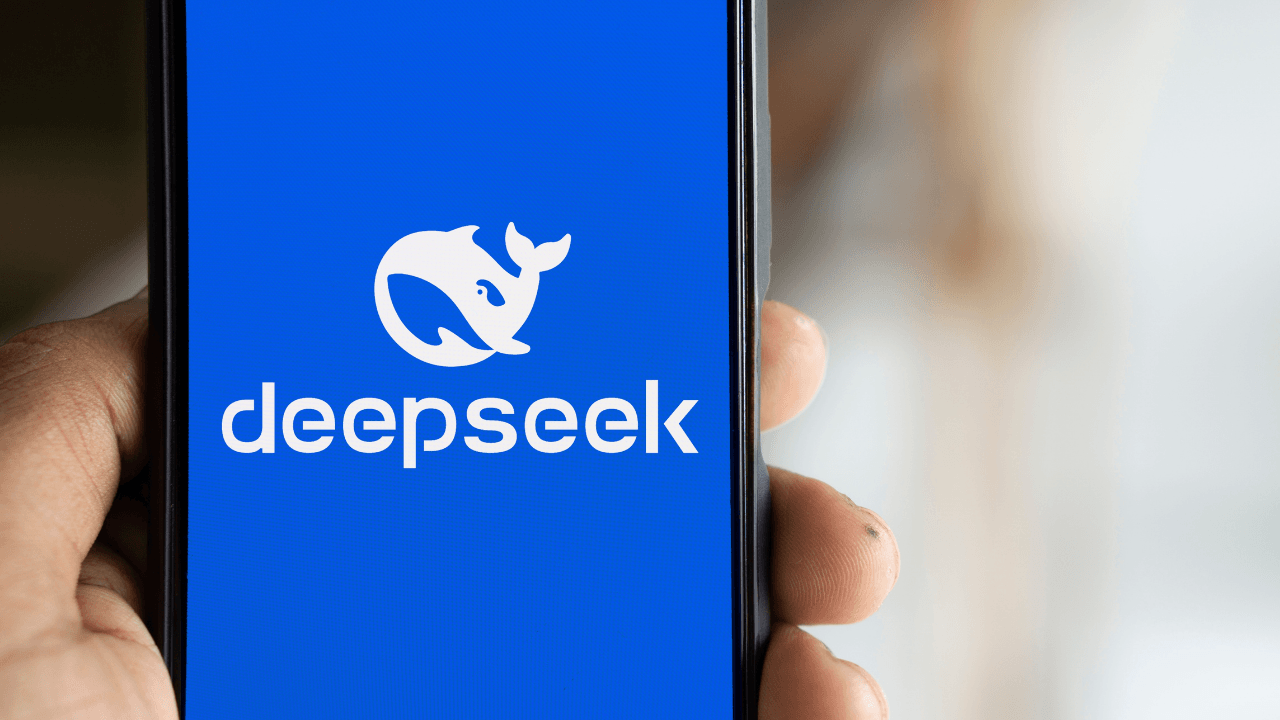 Realme Neo 7 SE DeepSeek desteğiyle gelecek 25 realme neo 7 se deepseek destegiyle gelecek kapak.webp