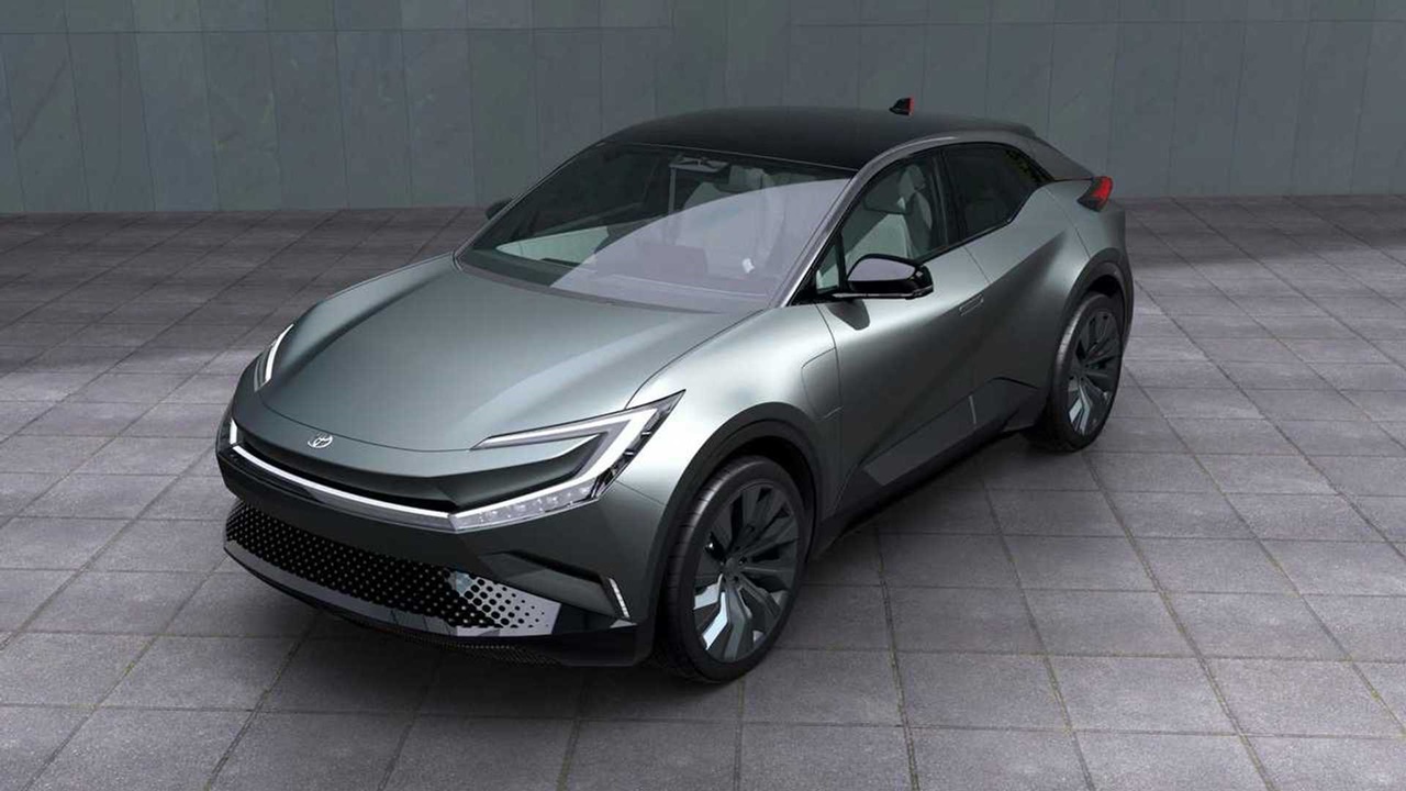 Toyota bZ Compact SUV elektrikli modelini tanıtacak! 22 toyota bz compact suv tanitilacak2