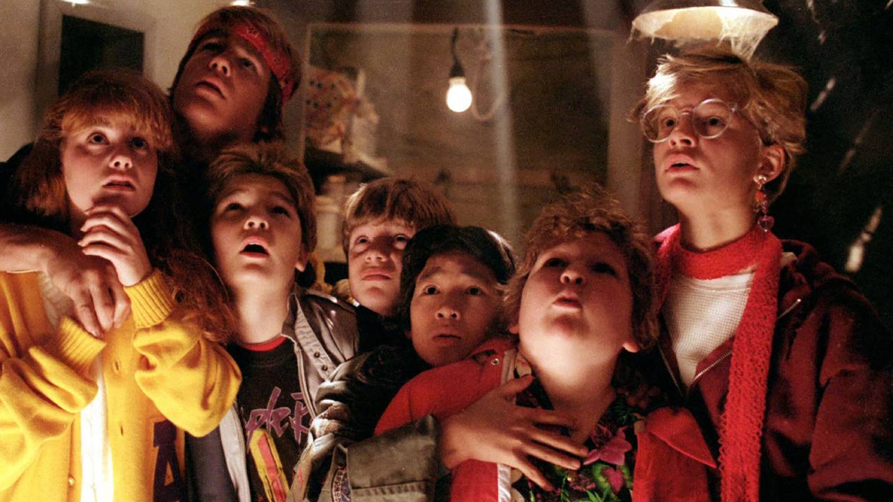Warner Bros'un efsane filmi 40 yıl sonra geri dönüyor! 9 warner bros Goonies 2 geliyor