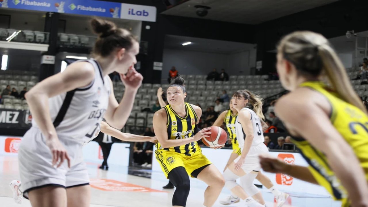 Fenerbahçe Opet Beşiktaş BOA'yı 2-0'la geçerek finale yükseldi! 10 508934