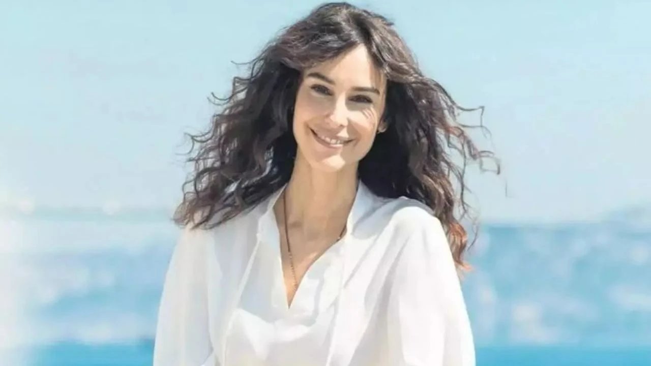 Arzum Onan yıllar sonra oyunculuğa dönüyor 3 512236