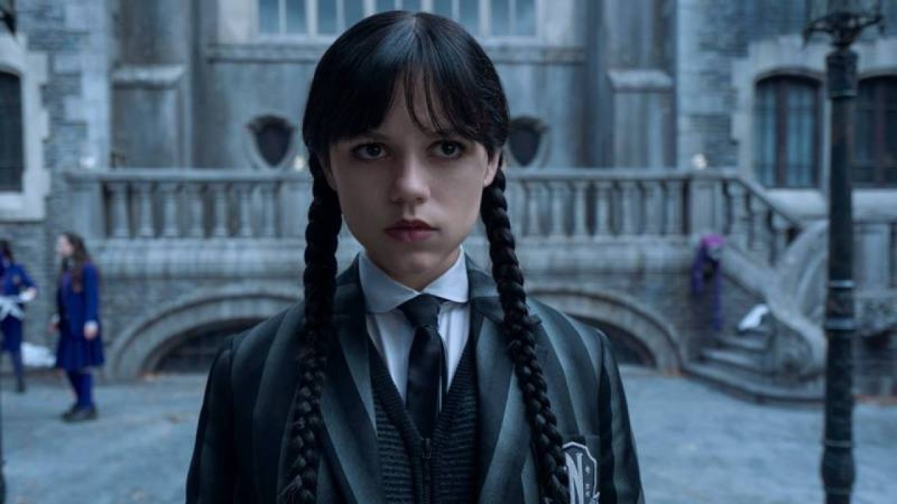 Wednesday dizisinin ikinci sezonu geliyor: Yayın tarihi açıklandı 17 512903