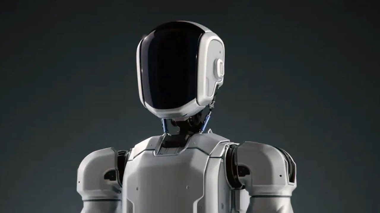 Cin insansi robot egitim merkez
