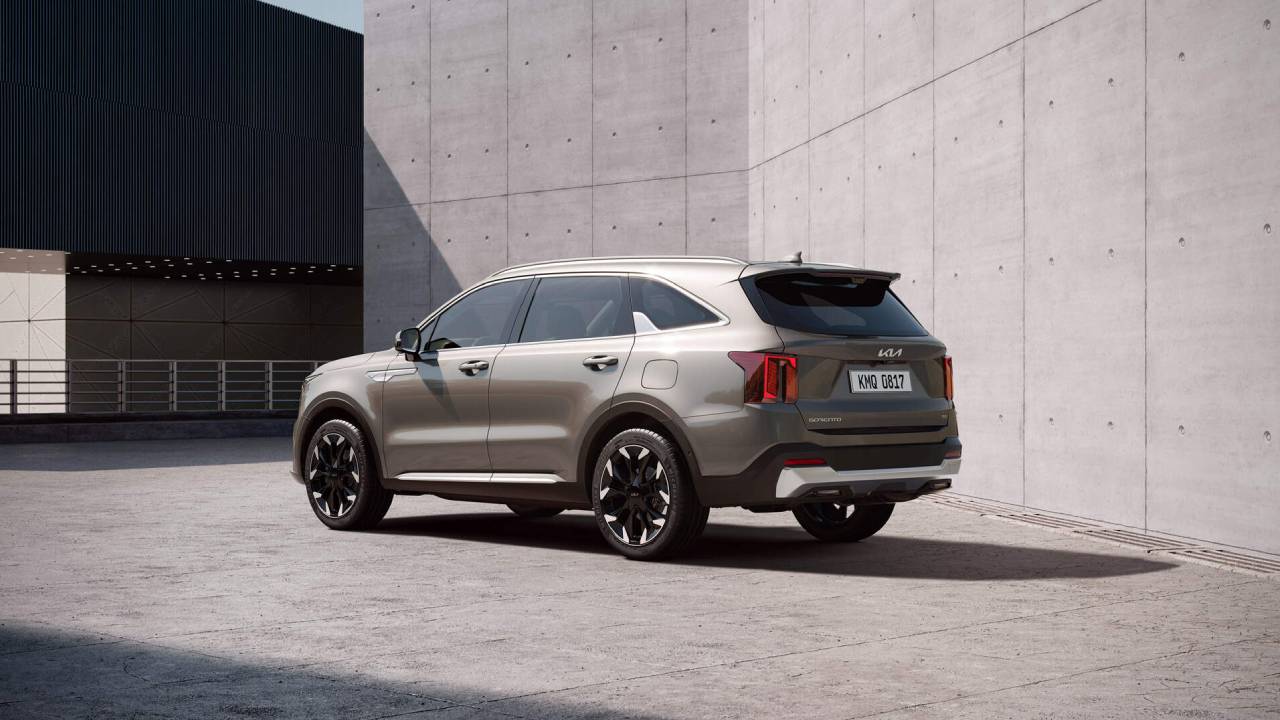 Kia Sorento fiyat listesi! - Nisan 2025 16 kia sorento