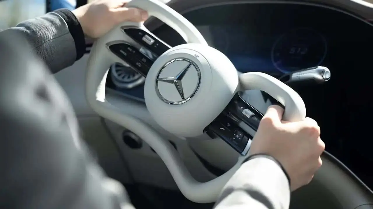 mercedes direksiyon 1.webp