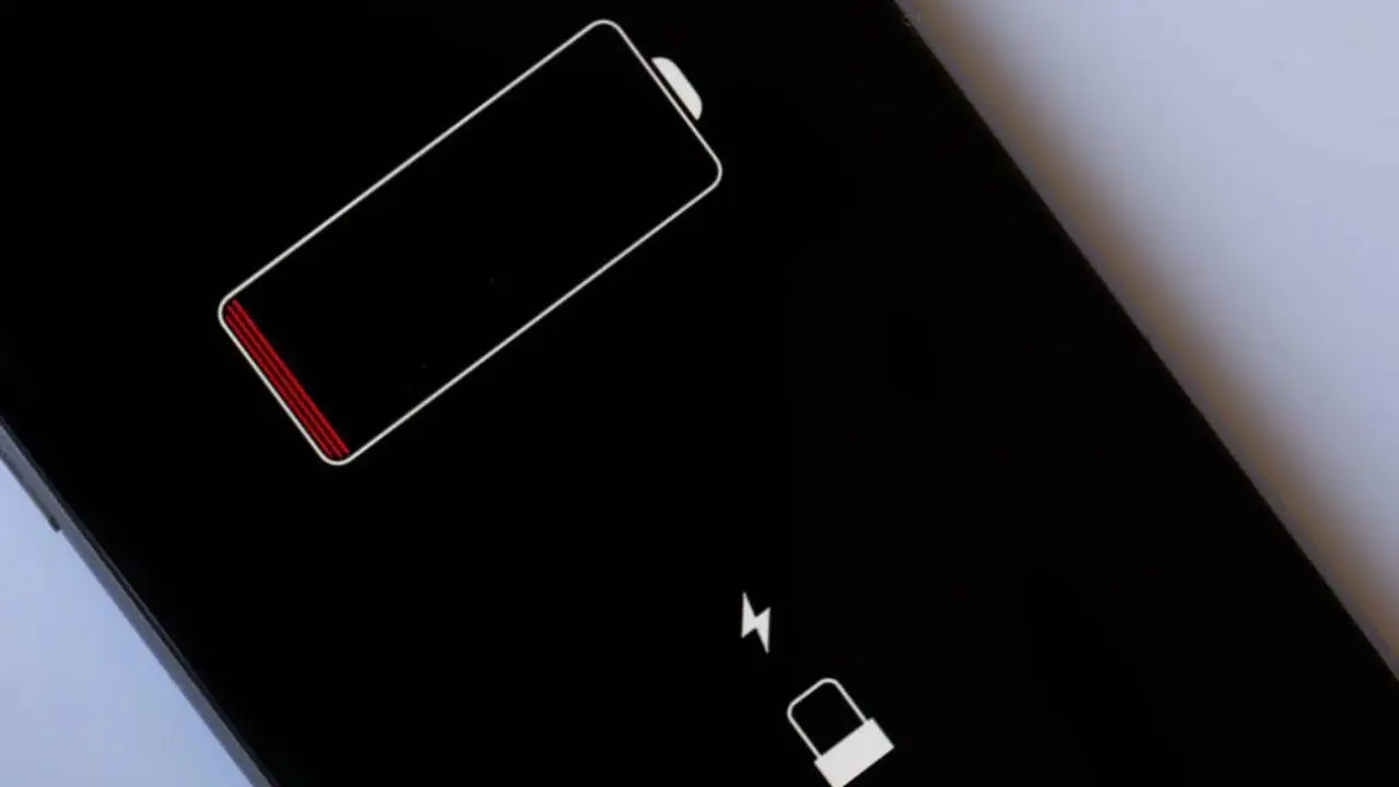 Bataryası dolu telefon kapanıyor: Nasıl çözülür? 9 pil.webp