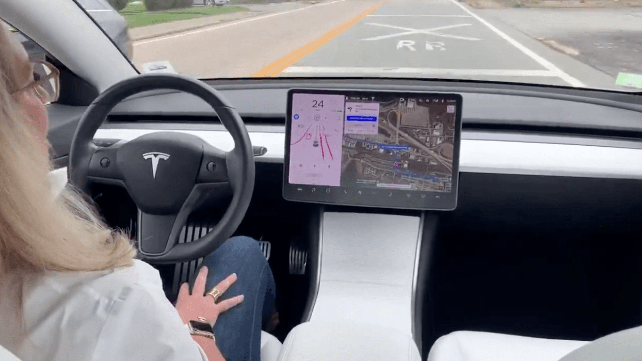 Çin, ''otonom sürüş'' ifadesini yasakladı! Peki neden? 9 tesla nin otonom surus teknolojisinde korkutan hata