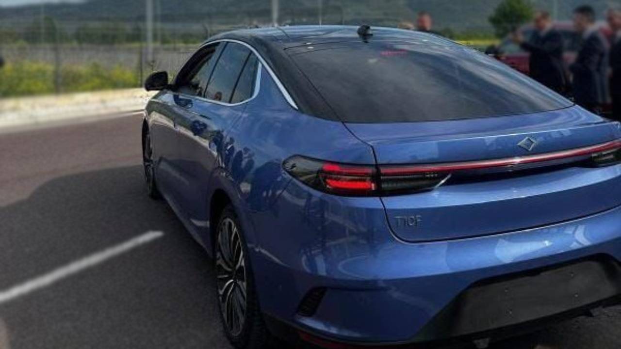 Gören bir daha bakıyor! Togg T10F’in yeni rengi ortaya çıktı 13 43