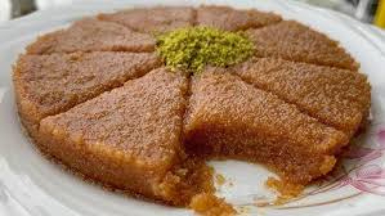 40 Yıllık Ustadan İrmik Helvası Sırrı: Kıvamı Hep Mükemmel Kalacak! 6 518066