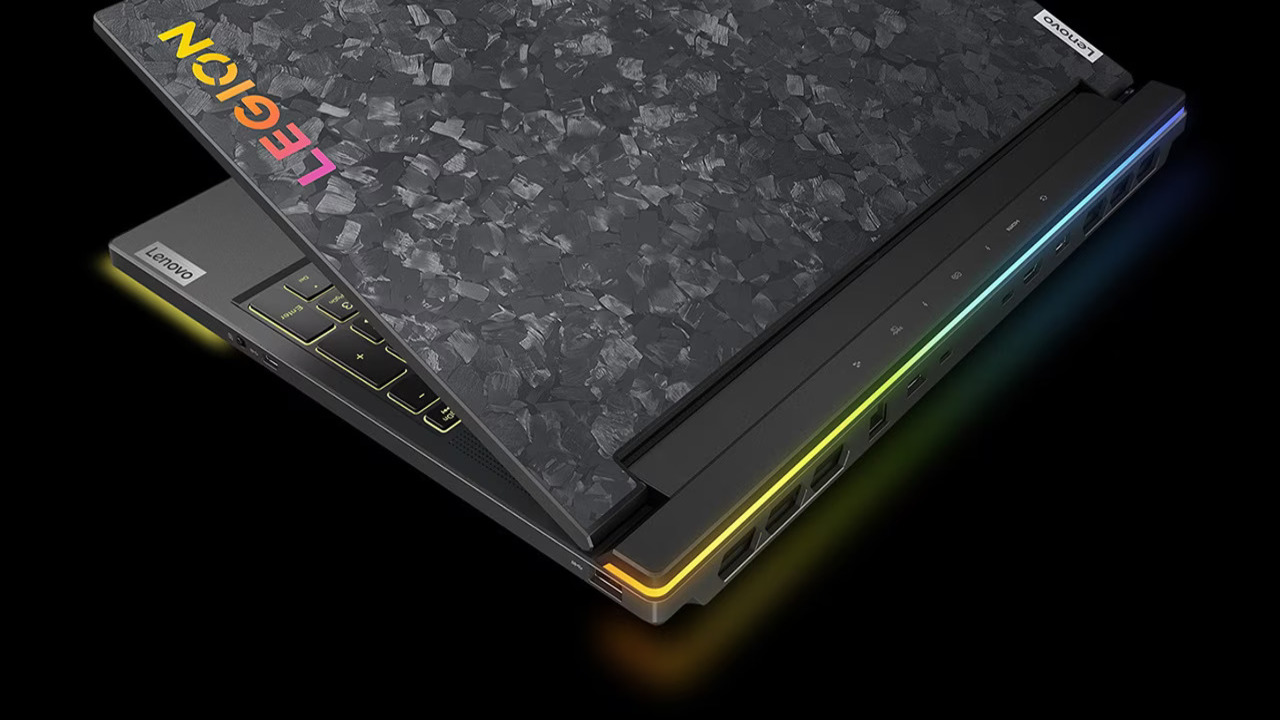 Lenovo Legion 9i, yeni versiyonu ile geliyor! 9 Legion 9i 1 1