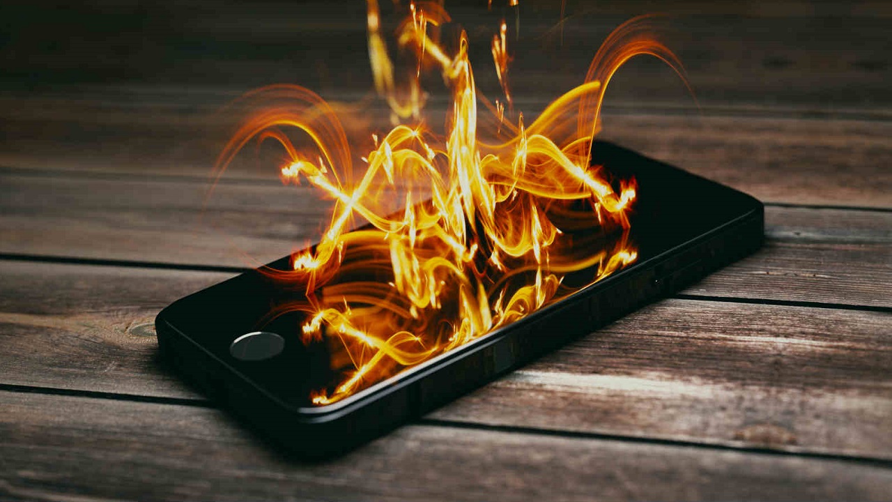 Telefon neden ısınır? Telefon ısınınca yapılması gerekenler 1 Telefon neden isinir Telefon isininca yapilmasi gerekenler 7