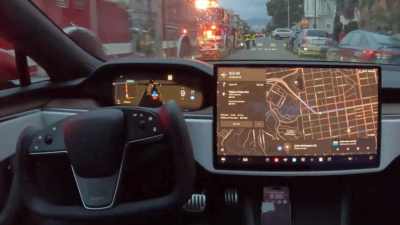 Tesla, Roma’da direksiyonu yapay zekaya bıraktı! 18 1 18