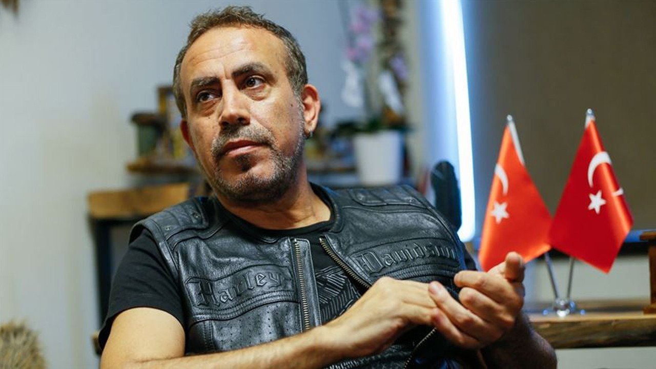 Haluk Levent, düğünde sahneye para saçılınca müziği kesti 3 500471