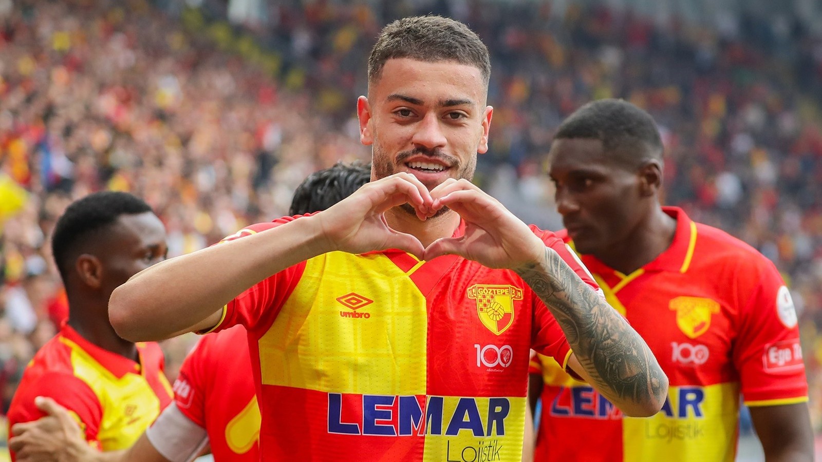 Fulham'ın Romulo ısrarı Göztepe'nin 20 milyon euro şartında takıldı 13 525777
