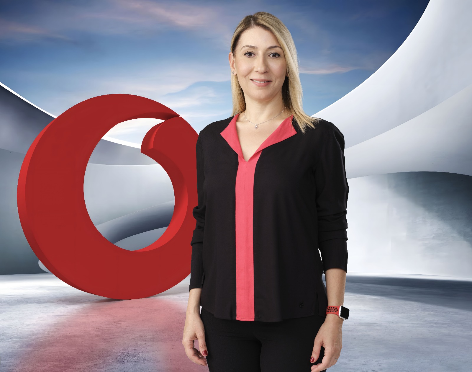 Vodafone 5G destekli telefonu Türkiye'ye getirdi 15 Vodafone Meltem Bakiler Sahin