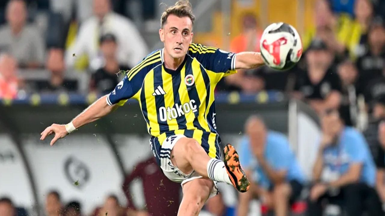 Fenerbahçe’de Derbi Öncesi Şok Gelişme: Kerem Aktürkoğlu Sınırlara Dayandı! 9 550669