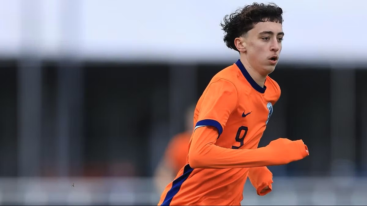 Juventus’tan Türk gençlere bir yatırım daha: Esad Deniz Torino yolcusu 9 555081