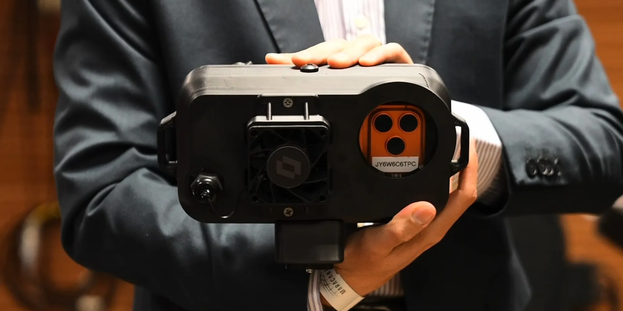 Futbolda iPhone 17 Pro Detayı! 30 iphone 17 pro brezilya futbol 3.webp